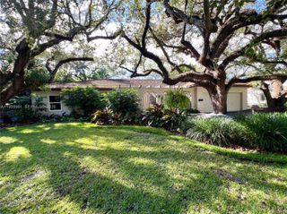 4350 Palmarito St, Coral Gables, FL 33146