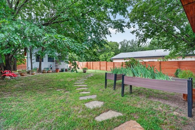 804 Stevens Street, Bridgeport, TX 76426