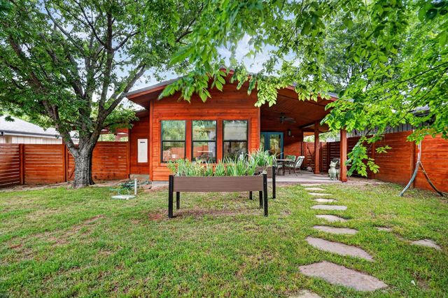 804 Stevens Street, Bridgeport, TX 76426