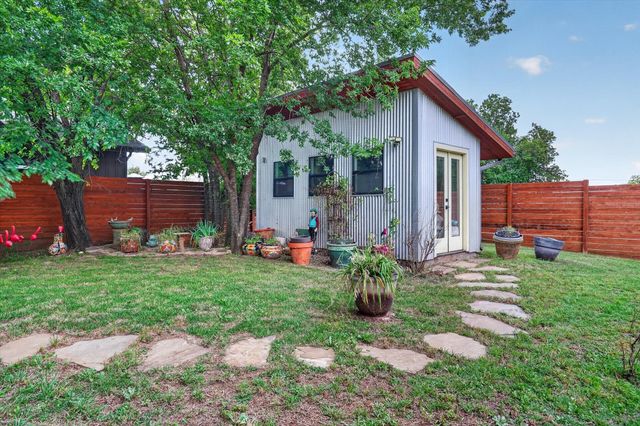 804 Stevens Street, Bridgeport, TX 76426
