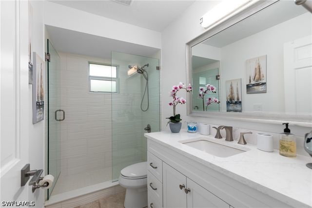2500 Kings Lake BLVD, Naples, FL 34112