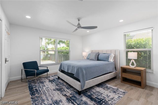2500 Kings Lake BLVD, Naples, FL 34112