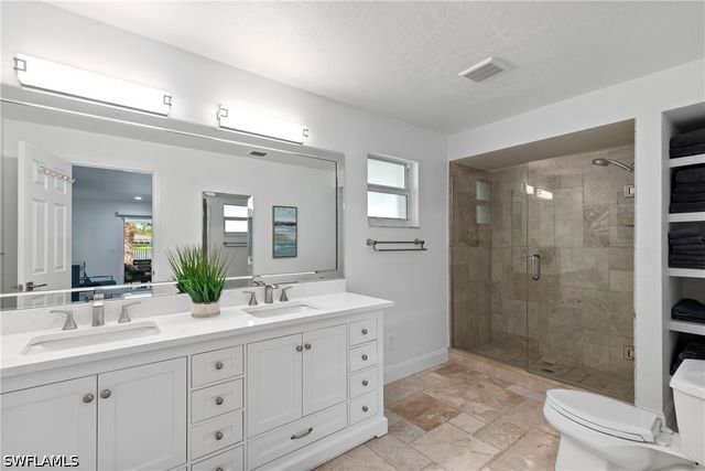 2500 Kings Lake BLVD, Naples, FL 34112