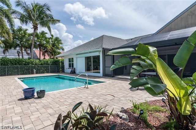 2500 Kings Lake BLVD, Naples, FL 34112