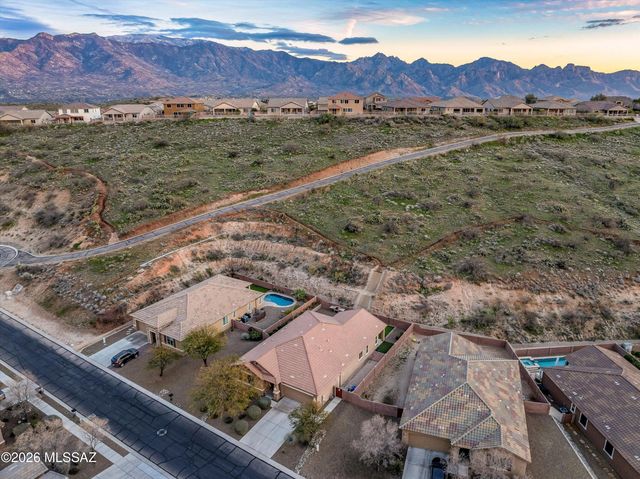 38655 S Running Roses Lane, Saddlebrooke, AZ 85739