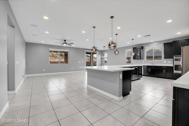 38655 S Running Roses Lane, Saddlebrooke, AZ 85739