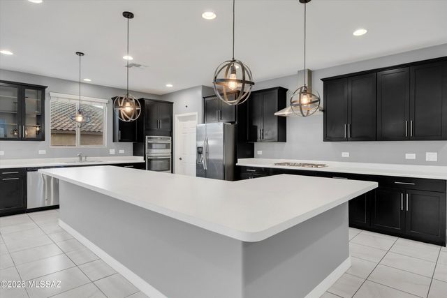 38655 S Running Roses Lane, Saddlebrooke, AZ 85739