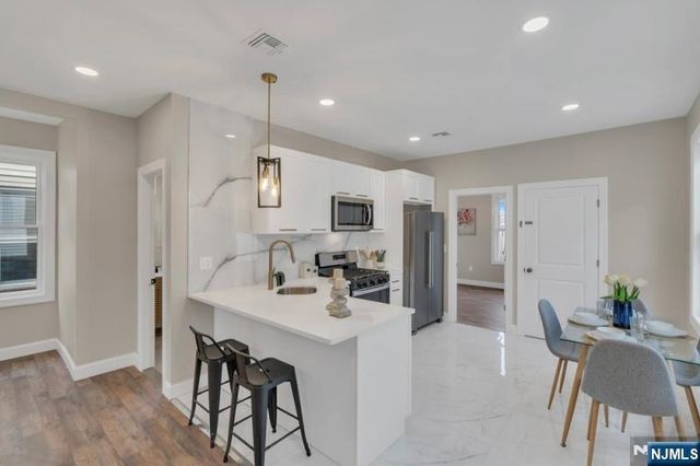 89 Schley Street, Newark, NJ 07112