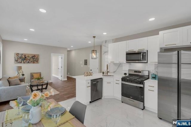 89 Schley Street, Newark, NJ 07112