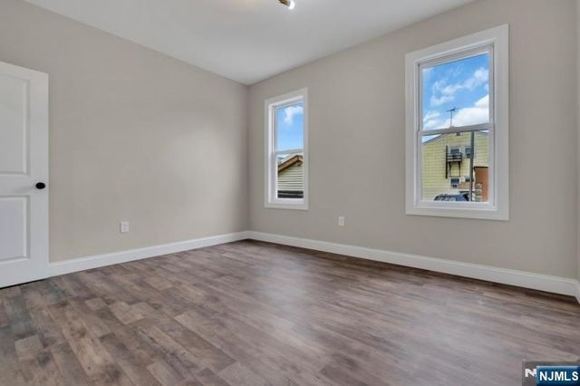 89 Schley Street, Newark, NJ 07112