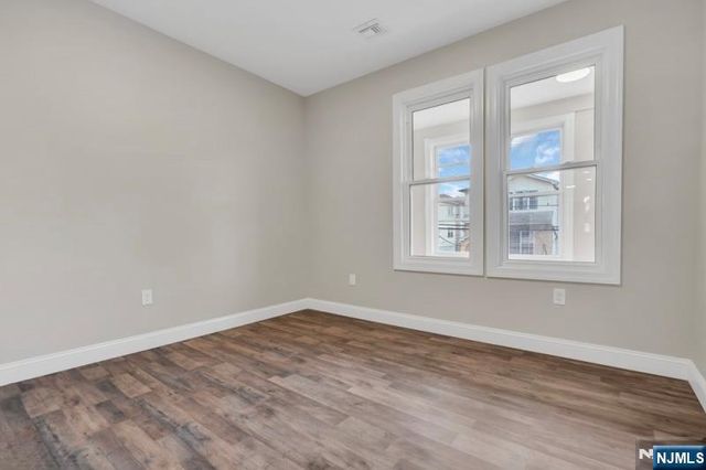 89 Schley Street, Newark, NJ 07112