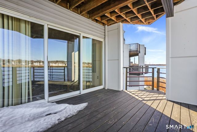 722 Popes Island Road 722, Milford, CT 06461