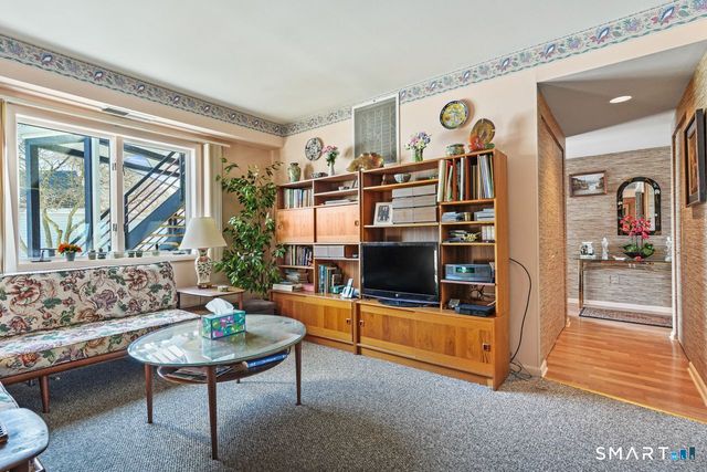 722 Popes Island Road 722, Milford, CT 06461