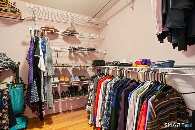 722 Popes Island Road 722, Milford, CT 06461