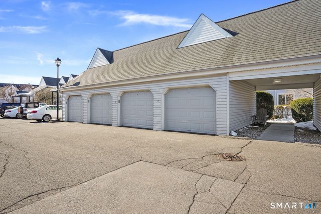 722 Popes Island Road 722, Milford, CT 06461