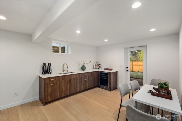 2518 36th Avenue W, Seattle, WA 98199