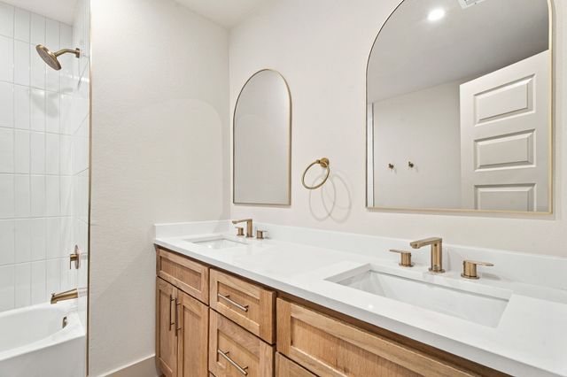 316 Oak Valley Drive, Colleyville, TX 76034