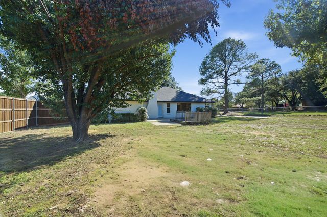 316 Oak Valley Drive, Colleyville, TX 76034