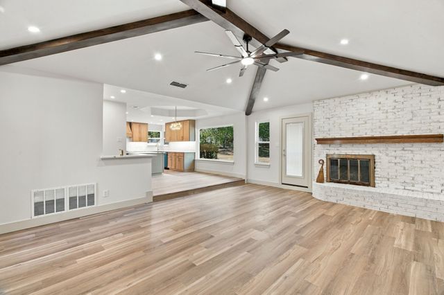 316 Oak Valley Drive, Colleyville, TX 76034
