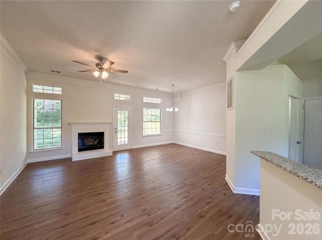 10530 Southern Oak Court, Charlotte, NC 28214