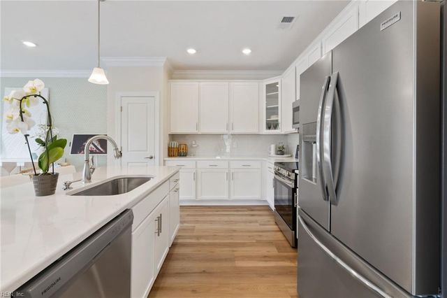 4914 Apricot WAY, Chesapeake, VA 23321