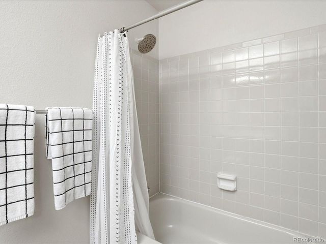 3036 S Halifax St, Aurora, CO 80013
