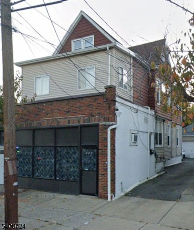 252 Lakeview Ave 3, Clifton City, NJ 07011