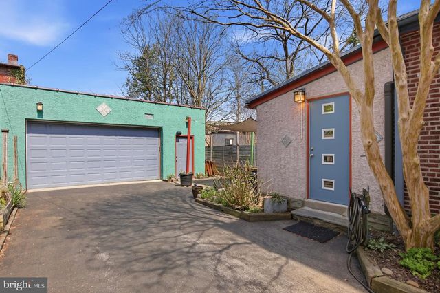 8125 SHAWNEE ST, Philadelphia, PA 19118