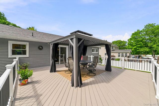 644 Sharon Lane, Yorktown Heights, NY 10598