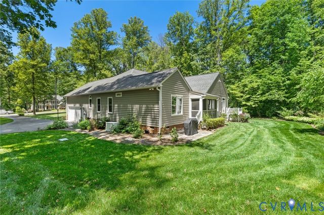 13998 Taylors Overlook Ct, Montpelier, VA 23192