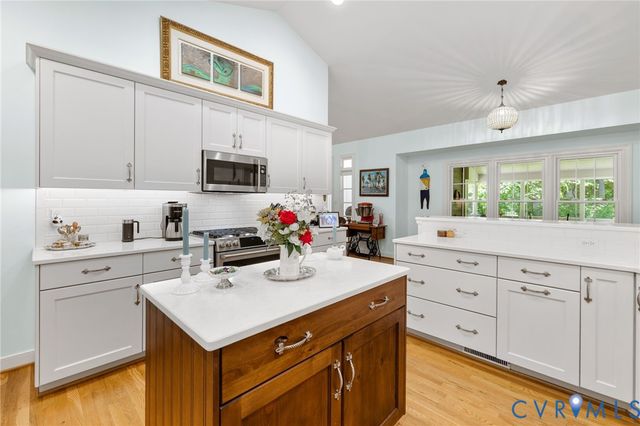 13998 Taylors Overlook Ct, Montpelier, VA 23192