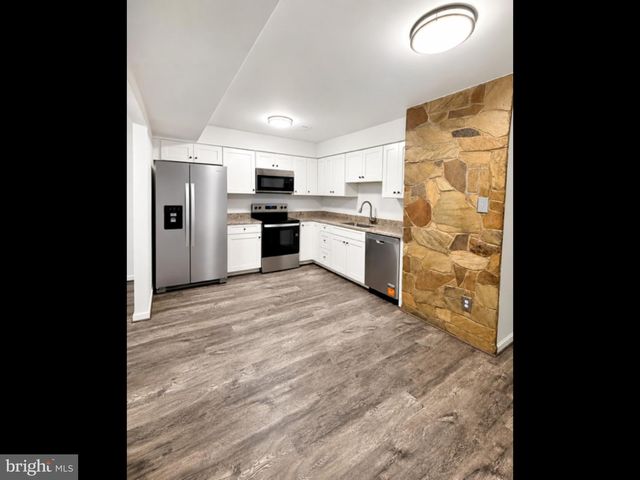 6713 GLEN ALBIN RD, La Plata, MD 20646