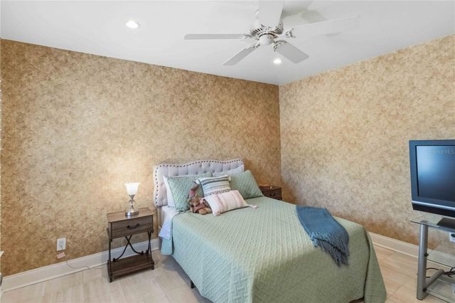 5414 S CRESCENT DRIVE, Tampa, FL 33611