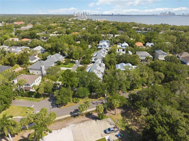 5414 S CRESCENT DRIVE, Tampa, FL 33611