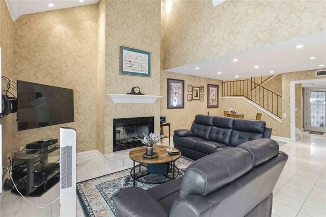 5414 S CRESCENT DRIVE, Tampa, FL 33611