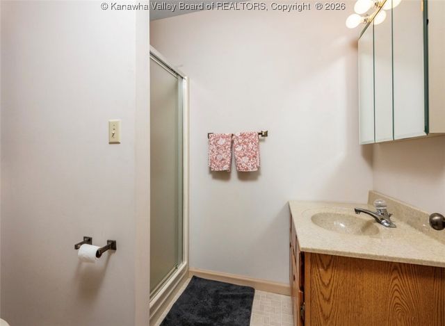 712 Christian Drive, Charleston, WV 25303