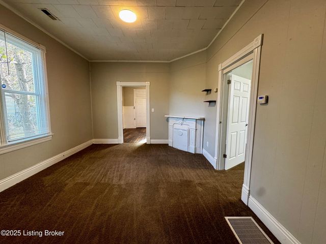 2722 Slevin St, Louisville, KY 40212