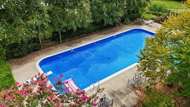 2734 Cherokee Road, Johnson City, TN 37604