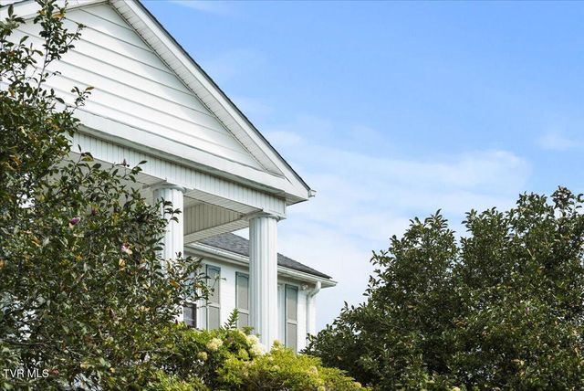 2734 Cherokee Road, Johnson City, TN 37604