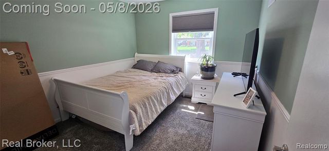 6948 Chirrewa Street, Westland, MI 48185