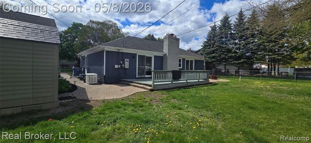 6948 Chirrewa Street, Westland, MI 48185