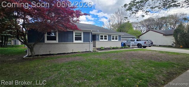 6948 Chirrewa Street, Westland, MI 48185