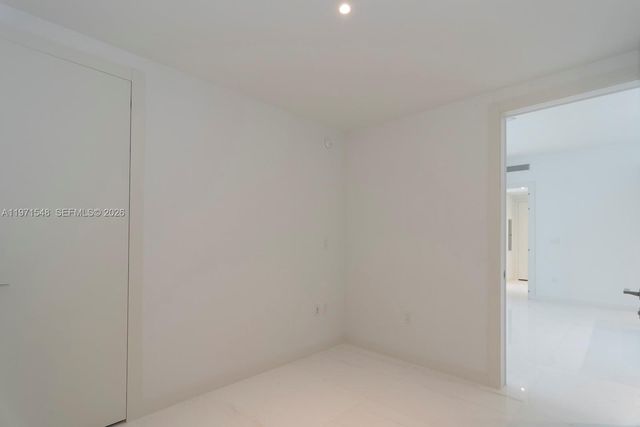 300 Biscayne Blvd Way 5005, Miami, FL 33132