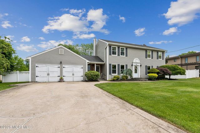 447 Sloping Hill Court, Brick, NJ 08723