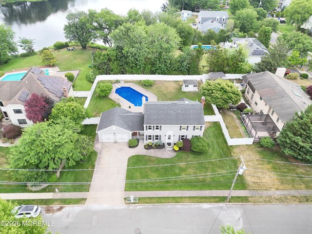 447 Sloping Hill Court, Brick, NJ 08723