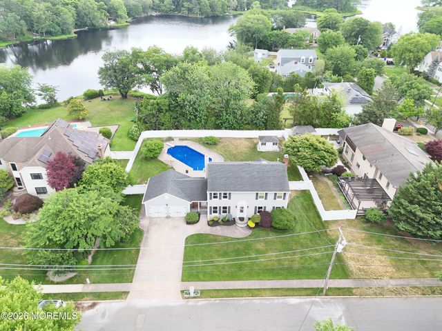 447 Sloping Hill Court, Brick, NJ 08723