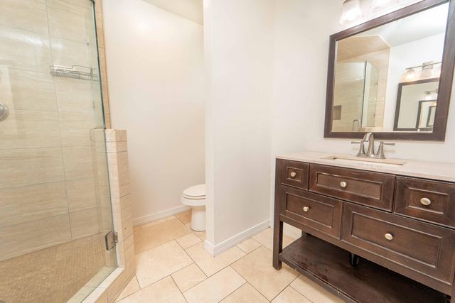 1480 Heritage Avenue W, Porterville, CA 93257