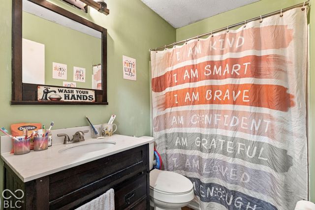 5 Angela Court, Beech Grove, IN 46107