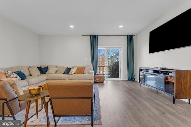 8805 MIMOSA AVE, Clinton, MD 20735