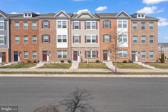 8805 MIMOSA AVE, Clinton, MD 20735